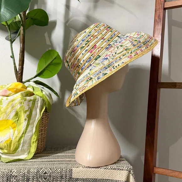 Vintage 90s Adult ONE SIZE Woven Floral Fabric and Straw Sun Hat - Picture 2 of 7